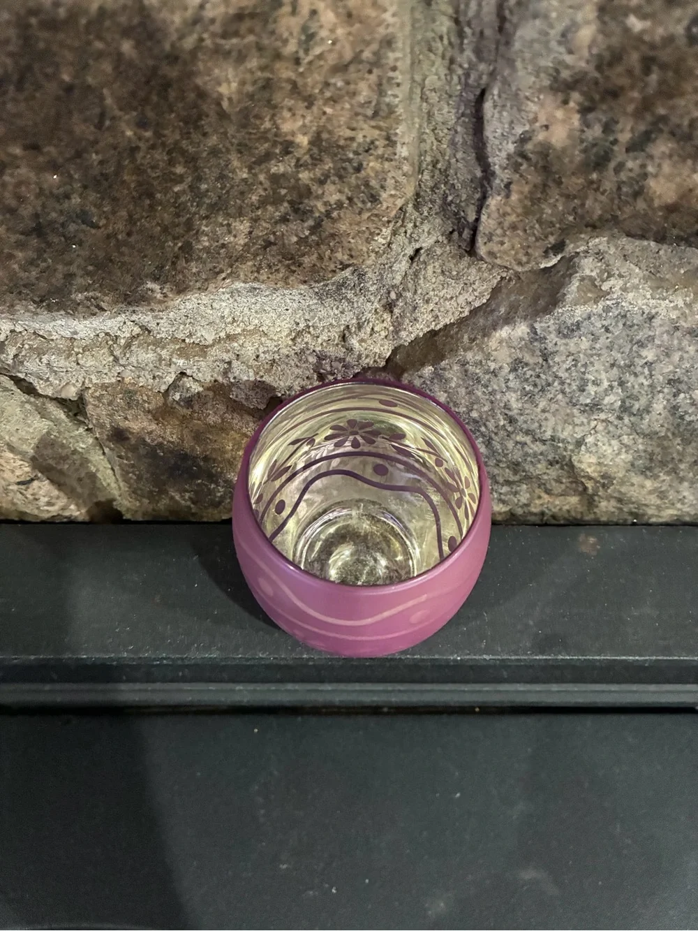 Yankee Candle Flicker Egg Votive Candle Holder Easter Purple Brand New